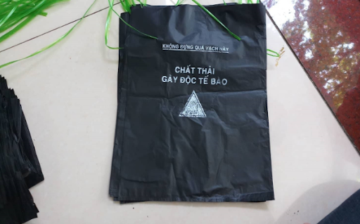 Túi đựng rác thải y tế màu đen
